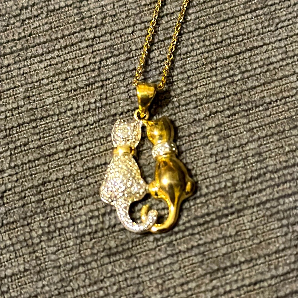 Two Cats Necklace with 18inch gold color chain